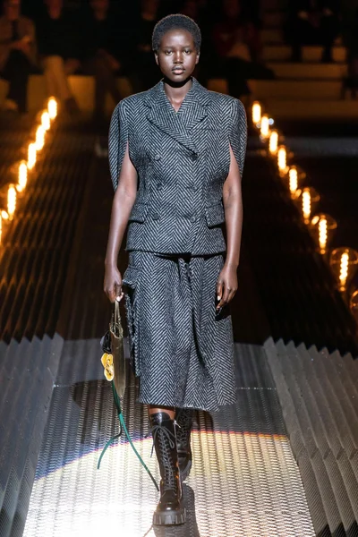 Look 20